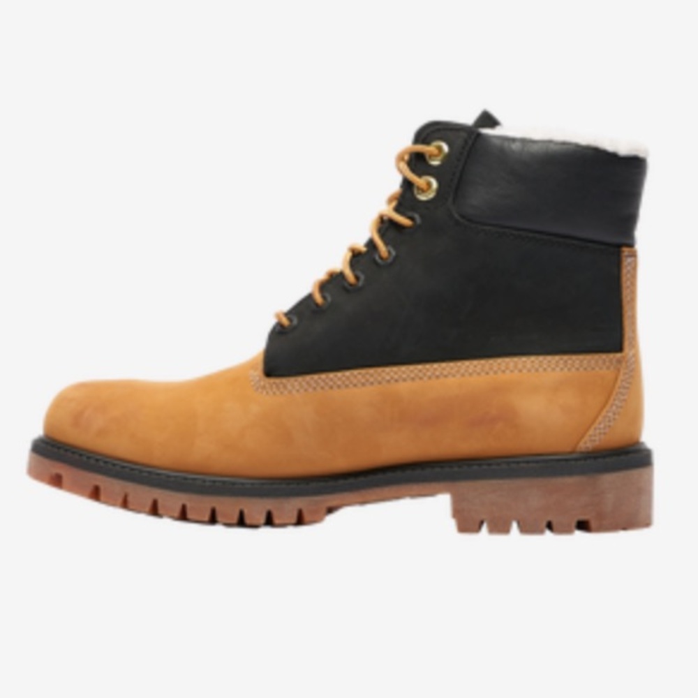 Timberland Premium 6 inch Shearling Boot  Brand New